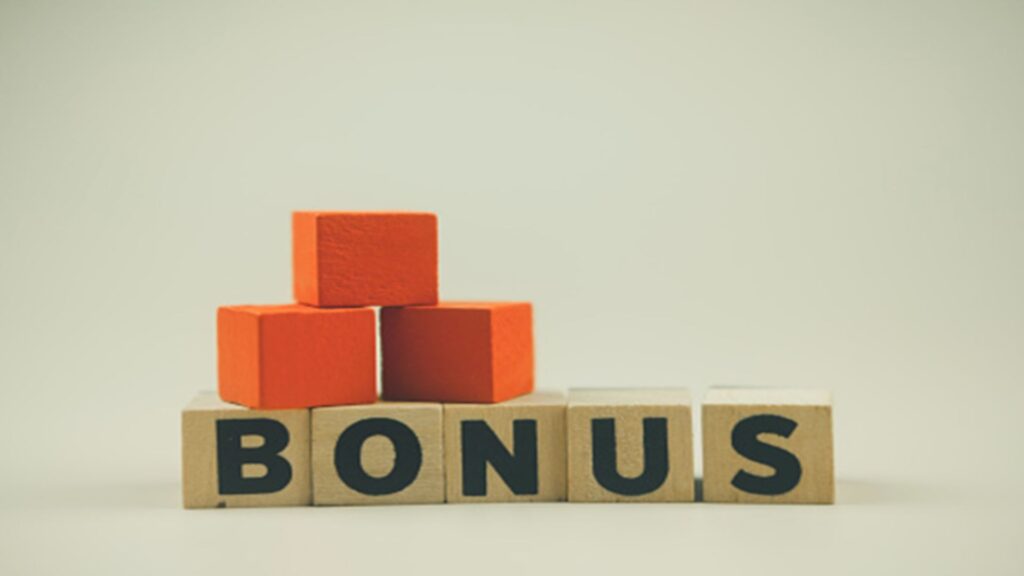 Free Spins vs. Cashback: Which Bonus Offers More Value?